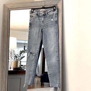 Zara Basic Denim, 4, raw hem distressed light wash jeans, fall must!!